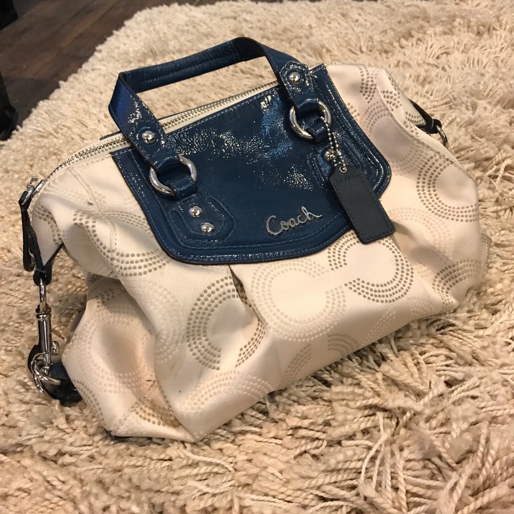*SOLD* Printed Coach purse