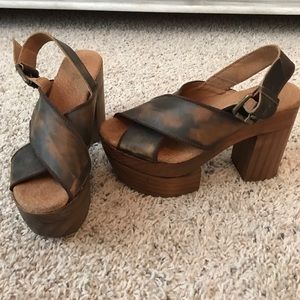 Free people size 8 brown platform wedges