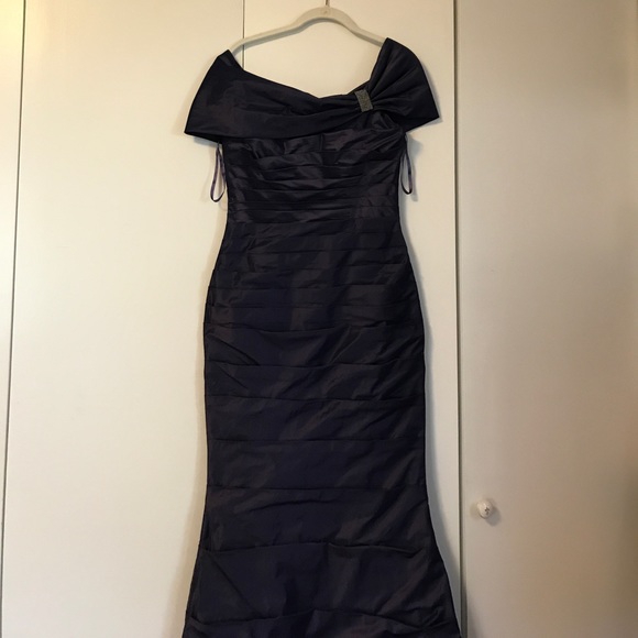 Formal party dress - Picture 2 of 4