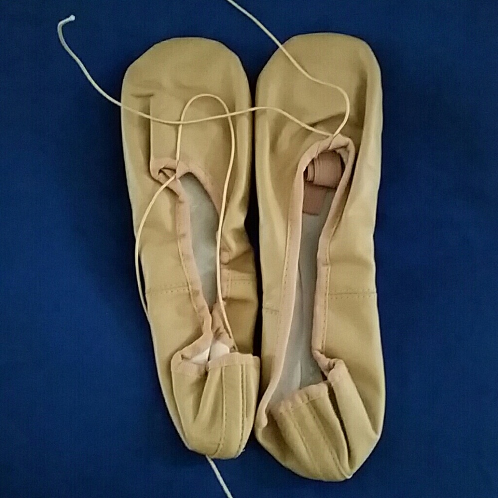 New Capezio Ballet Dance Shoes