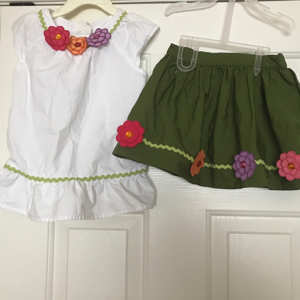 Fun floral skirt set