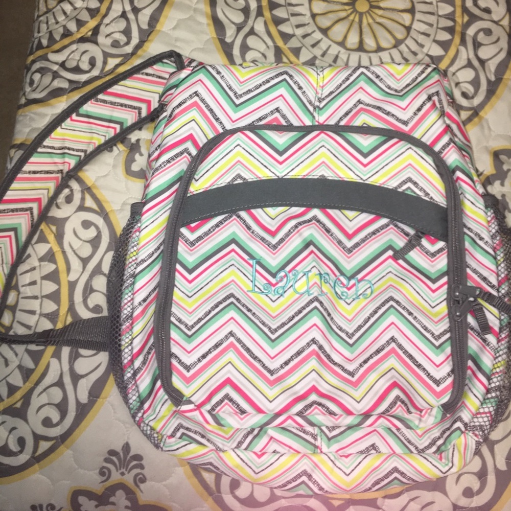 🌸Thirty-One Sling Backpack🌸