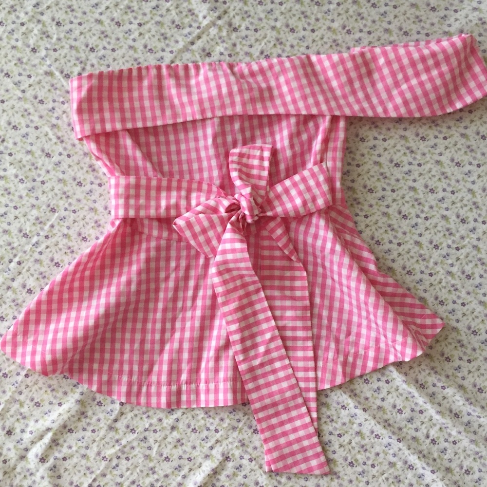 NWT JOA Gingham/checkered One Shoulder Top