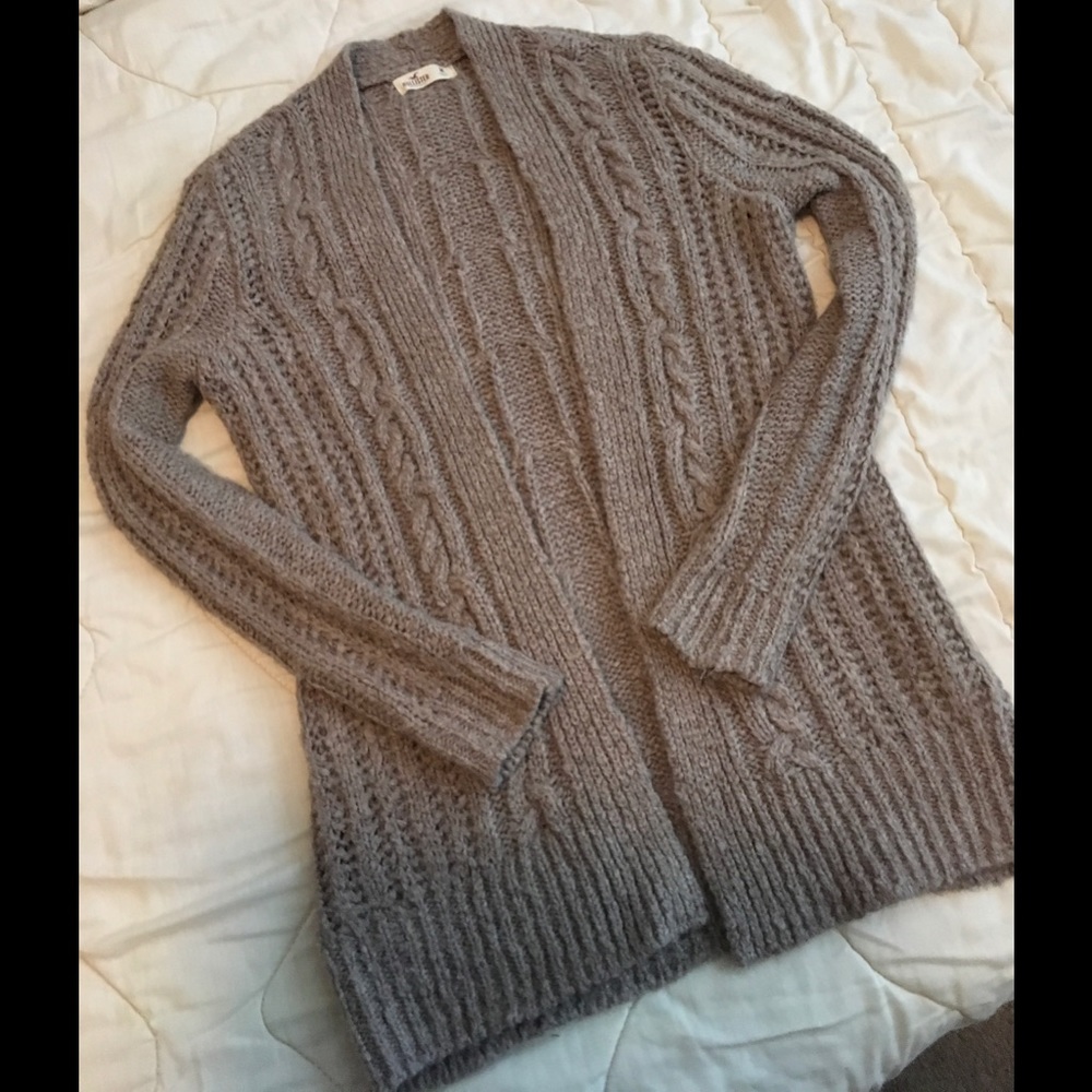 🍁Hollister Cardigan