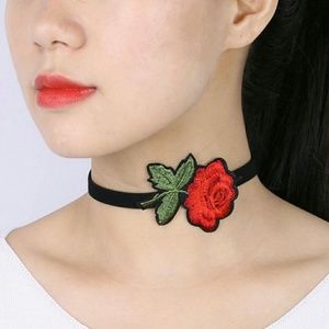 New Rose chocker