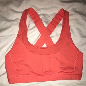 Lululemon Run On sports bra size 6