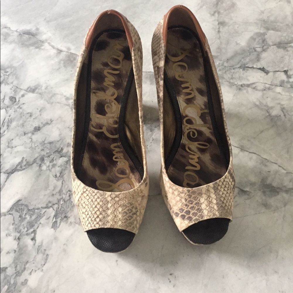 Snake skin peep toe heels