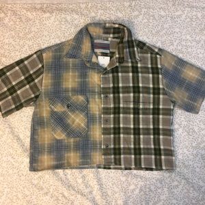 UO Urban Renewal Cropped Flannel UO Urban Renewal Cropped Flannel
