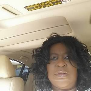 Meet your Posher, Valarie