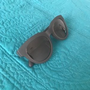 TOMS sunglasses