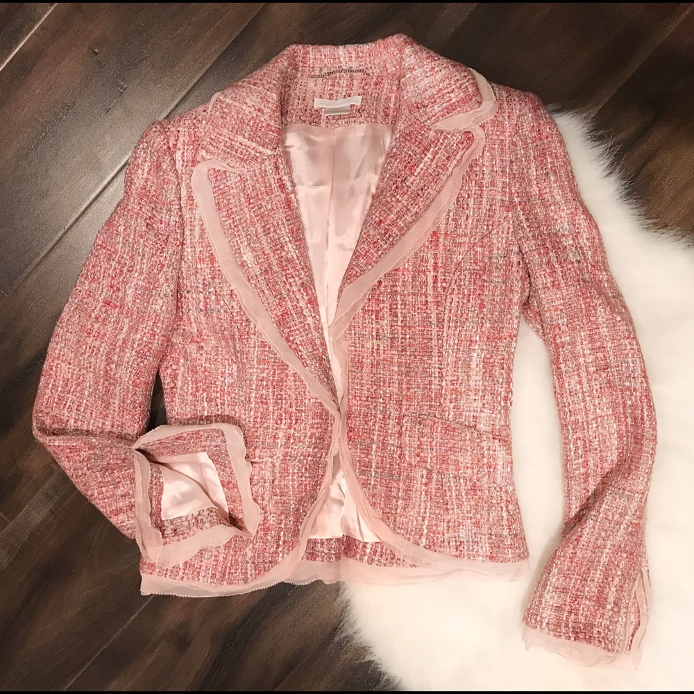 Gorgeous Tweed blazer chiffon details.
