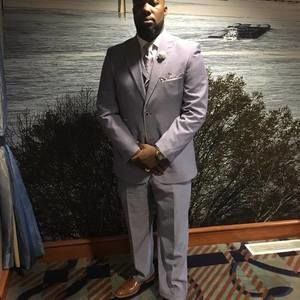 Meet your Posher, Derrick