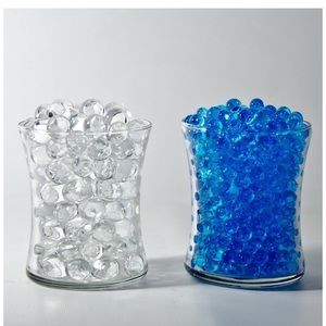 Mint and clear water beads