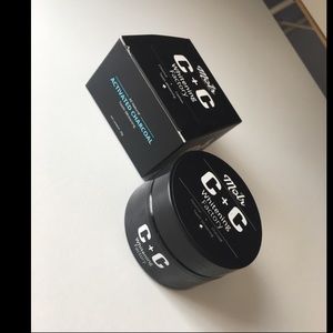 Charcoal teeth whitening. NEW IN BOX