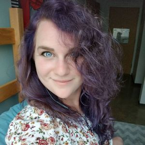 Meet your Posher, Rebecca