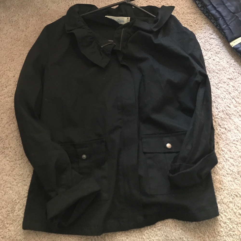Cute quarter sleeve black jacket