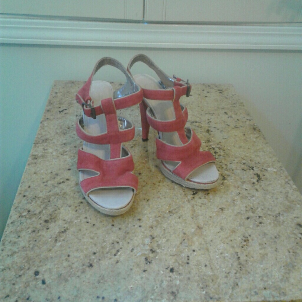 Woman's Heels/Sandals