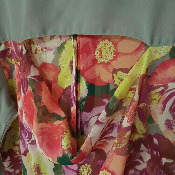 Sheer top - Picture 5 of 6