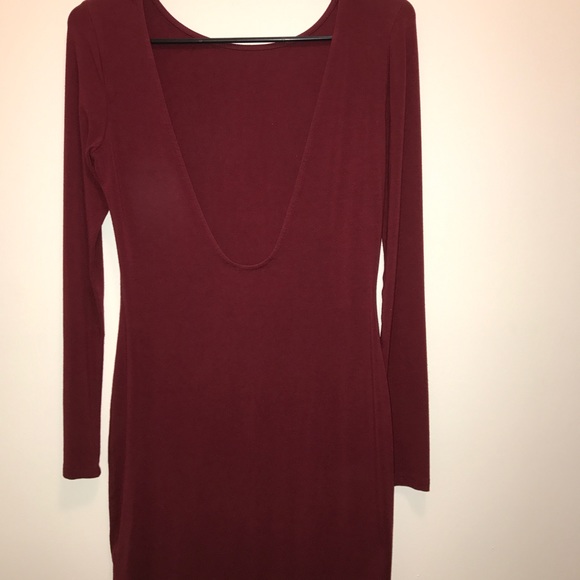 Dresses - Picture 6 of 8