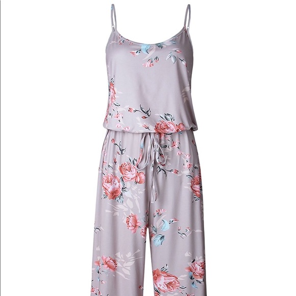 NEW Floral Print Halter Sleeveless Jumpsuit Romper - Picture 5 of 8