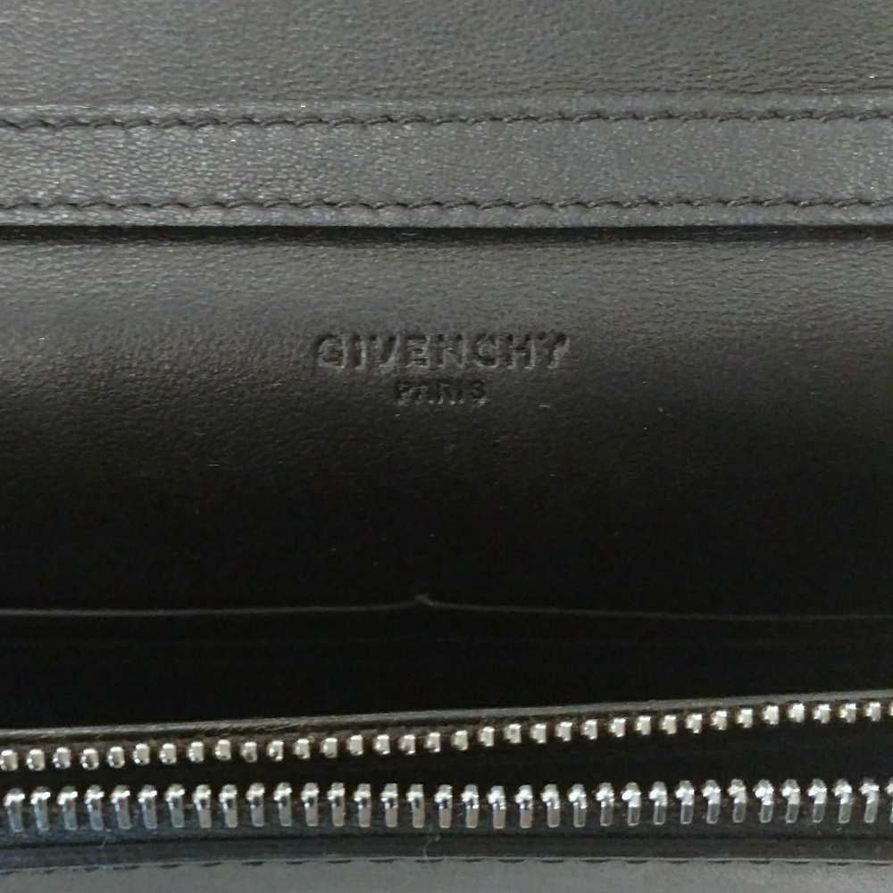 xxSOLDxx✨Givenchy Pandora Star Wallet Chain Bag - Picture 3 of 8