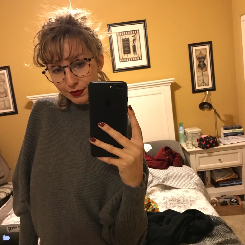 About me 💕 - Picture 3 of 4
