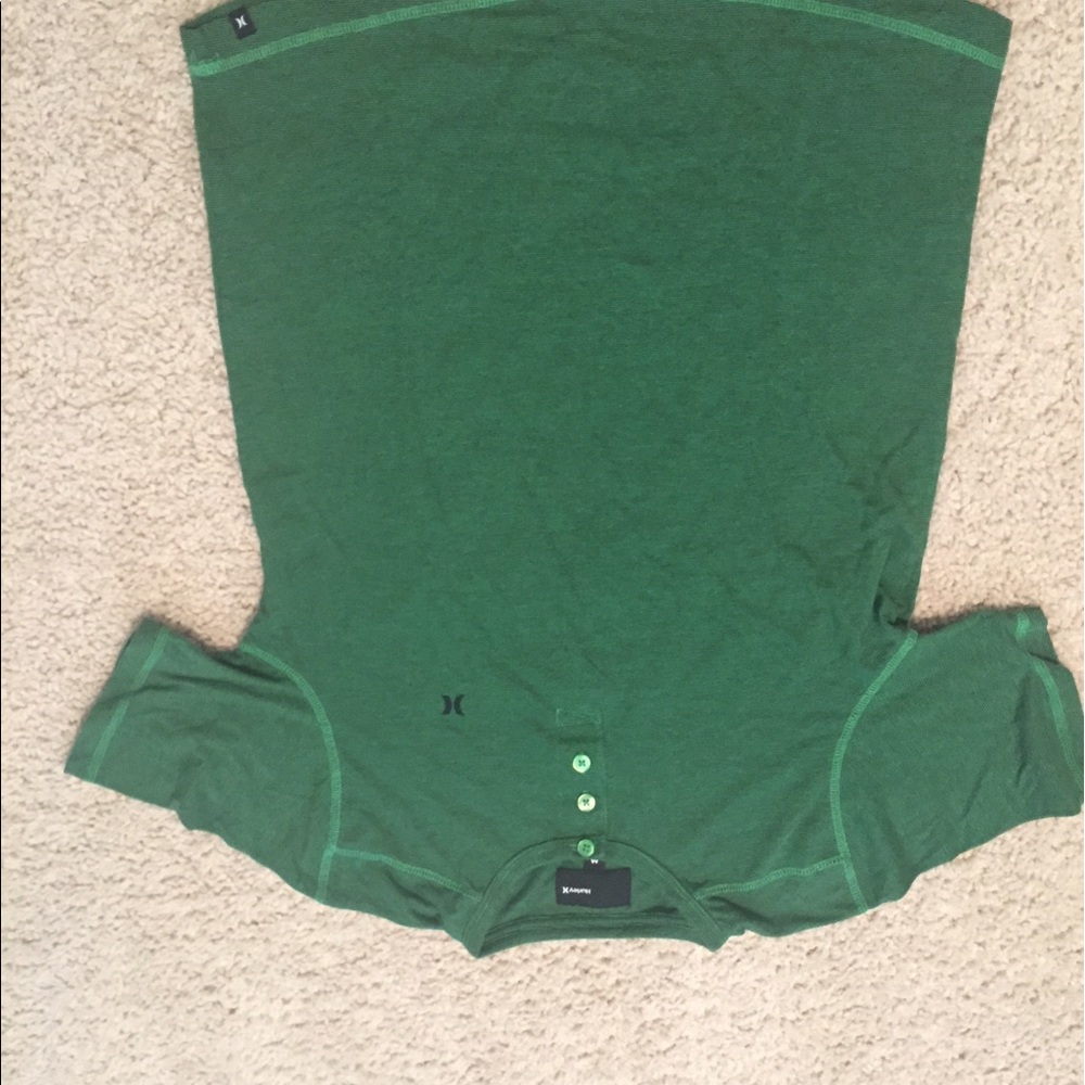 Men's Hurley tshirt