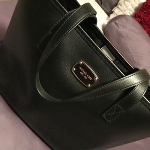 Michael Kors Tote
