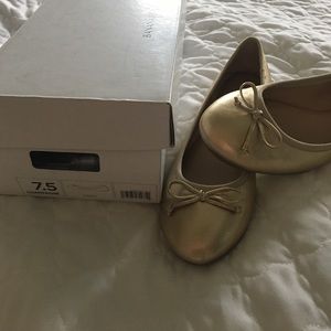 Banana Republic Factory Ashley Ballet Flats 7.5 Banana Republic Factory Ashley Ballet Flats 7.5