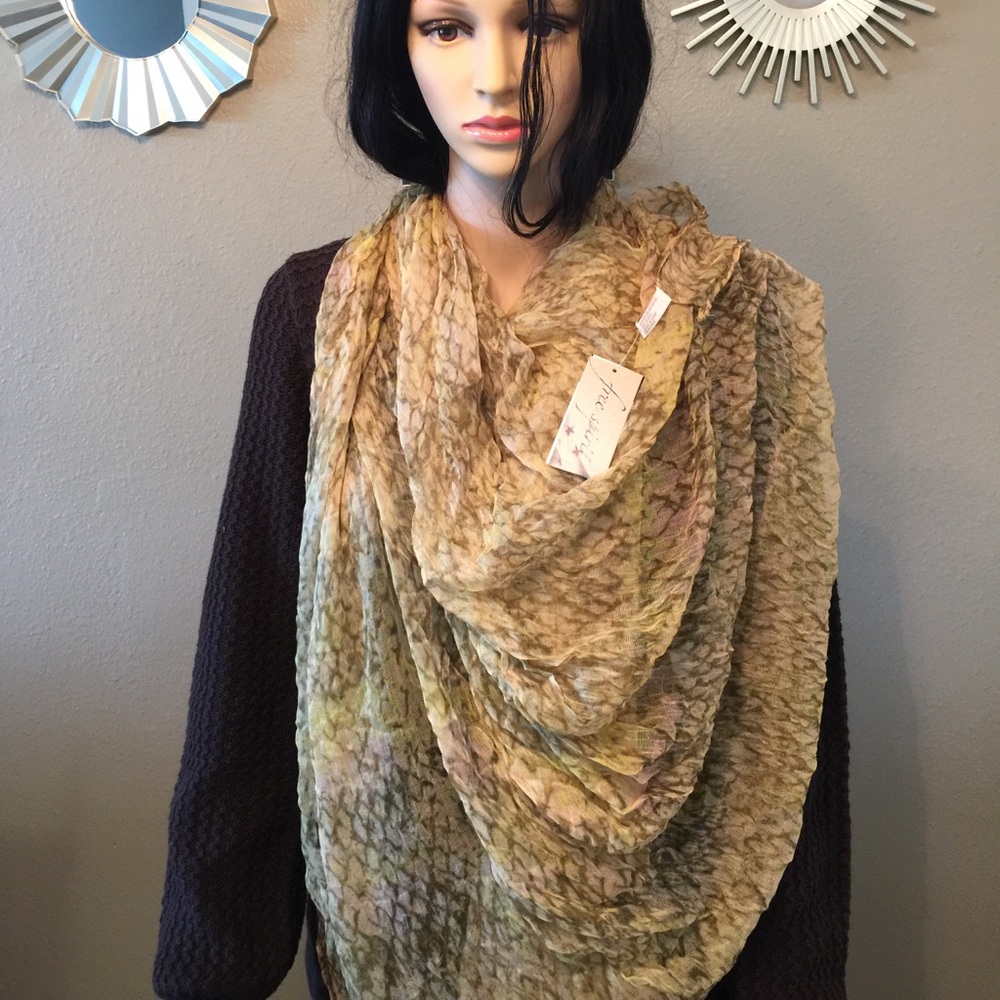 Collection XIIX  ombré snake wrap