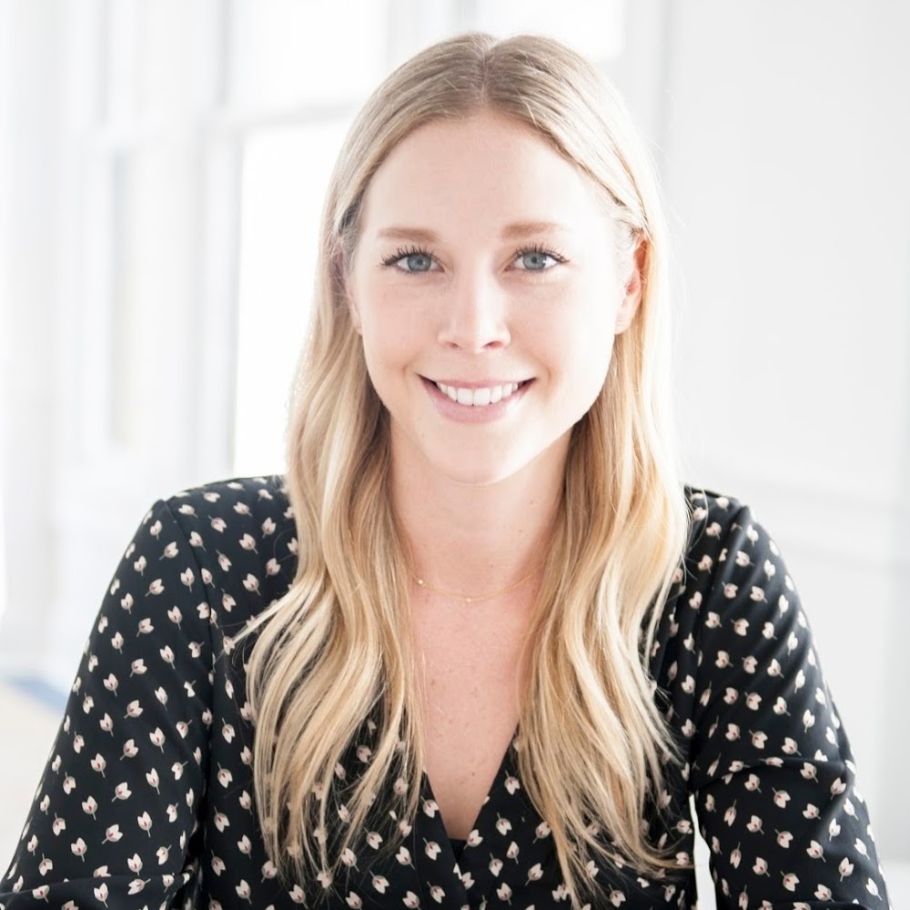 Meet your Posher, Alexis