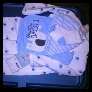 One piece outfit with hat, bib and socks