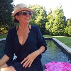 Meet your Posher, Denise