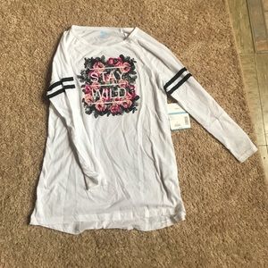 Long sleeve tee