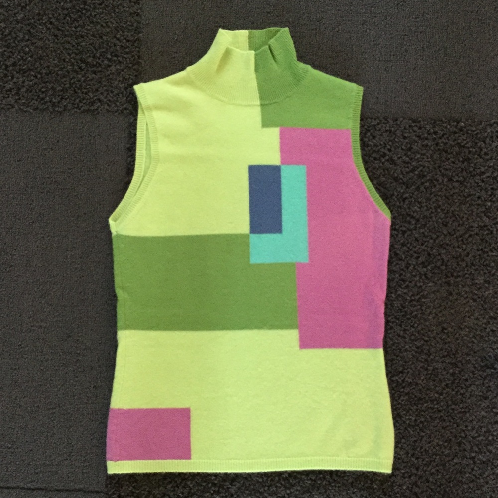 TseSAY Sz S Geometric Cashmere Top