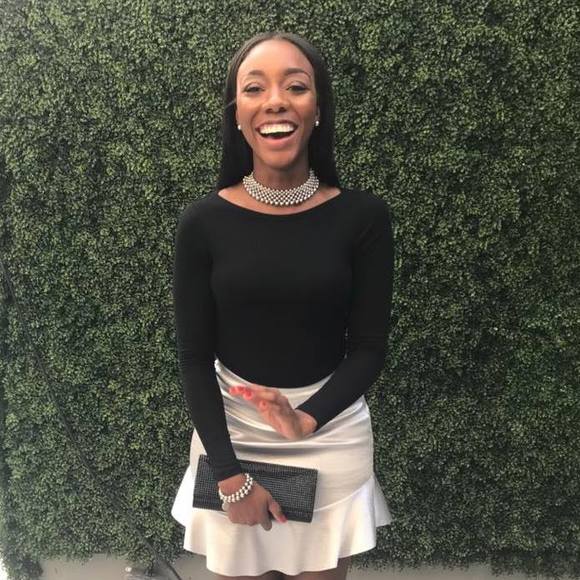 Meet your Posher, Chanel - Picture 1 of 1