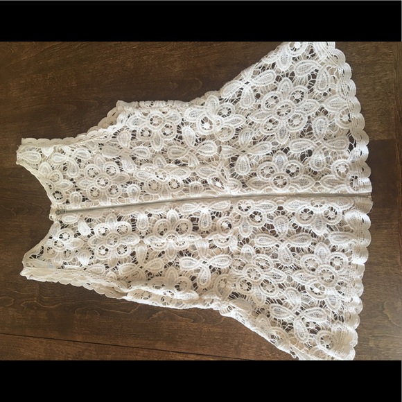 Crochet tank - Picture 1 of 2