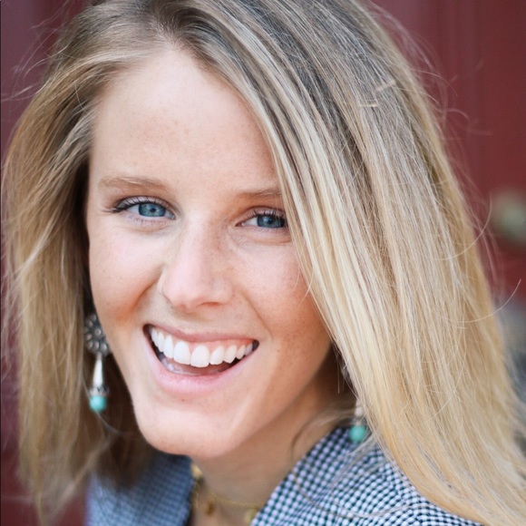 Meet your Posher, Brianna - Picture 1 of 1