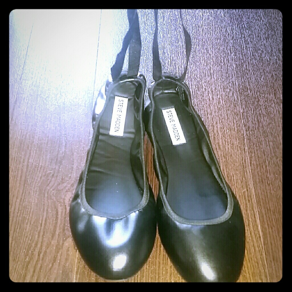 Steve Madden Adriel ballet flats.