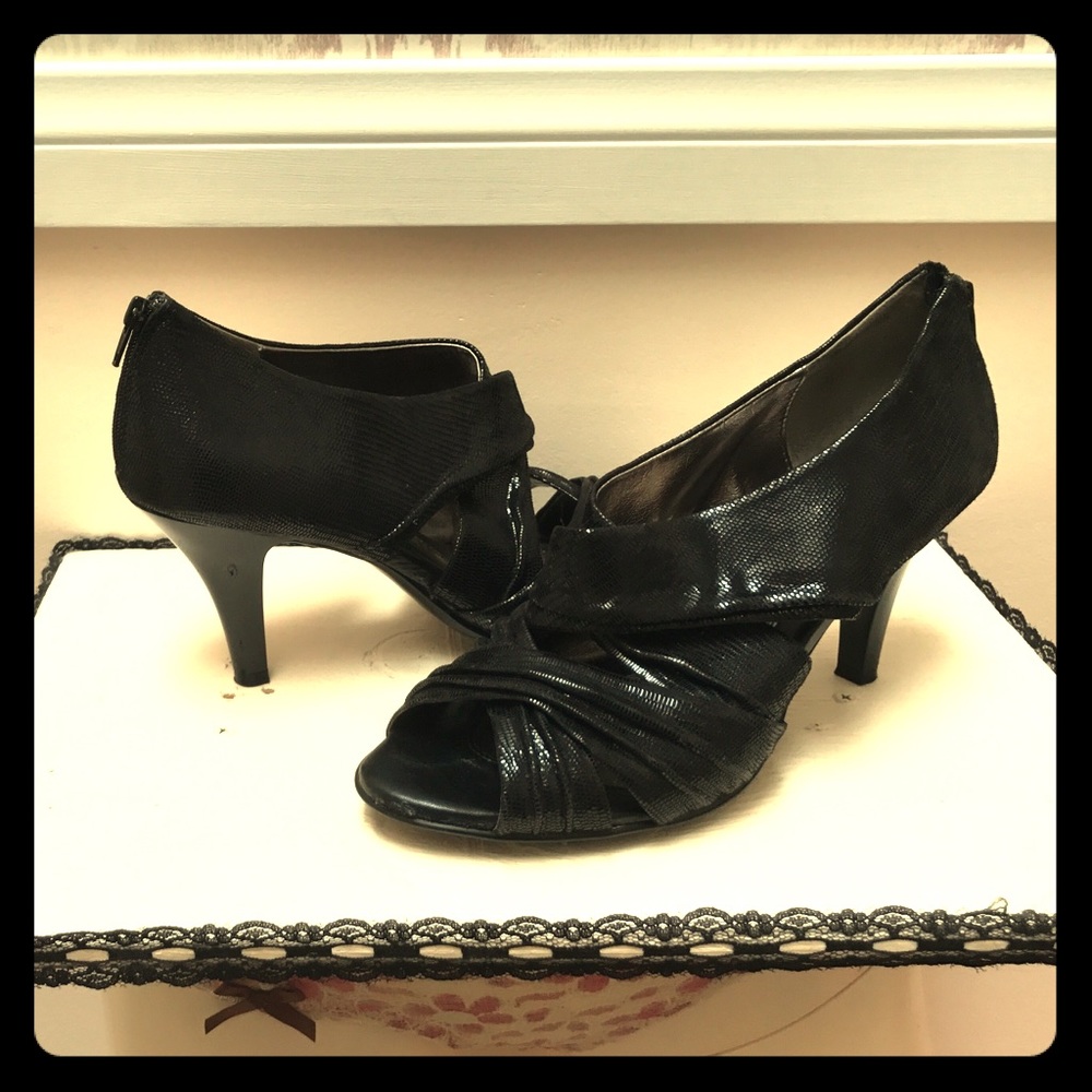 Sofft open toe heels