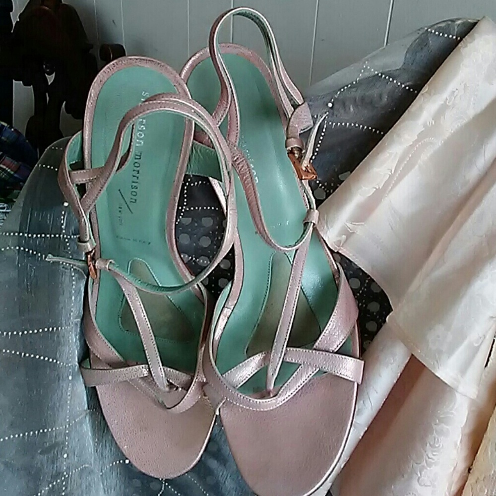 Sigerson Morrison Pearly pink dress sandals size 8