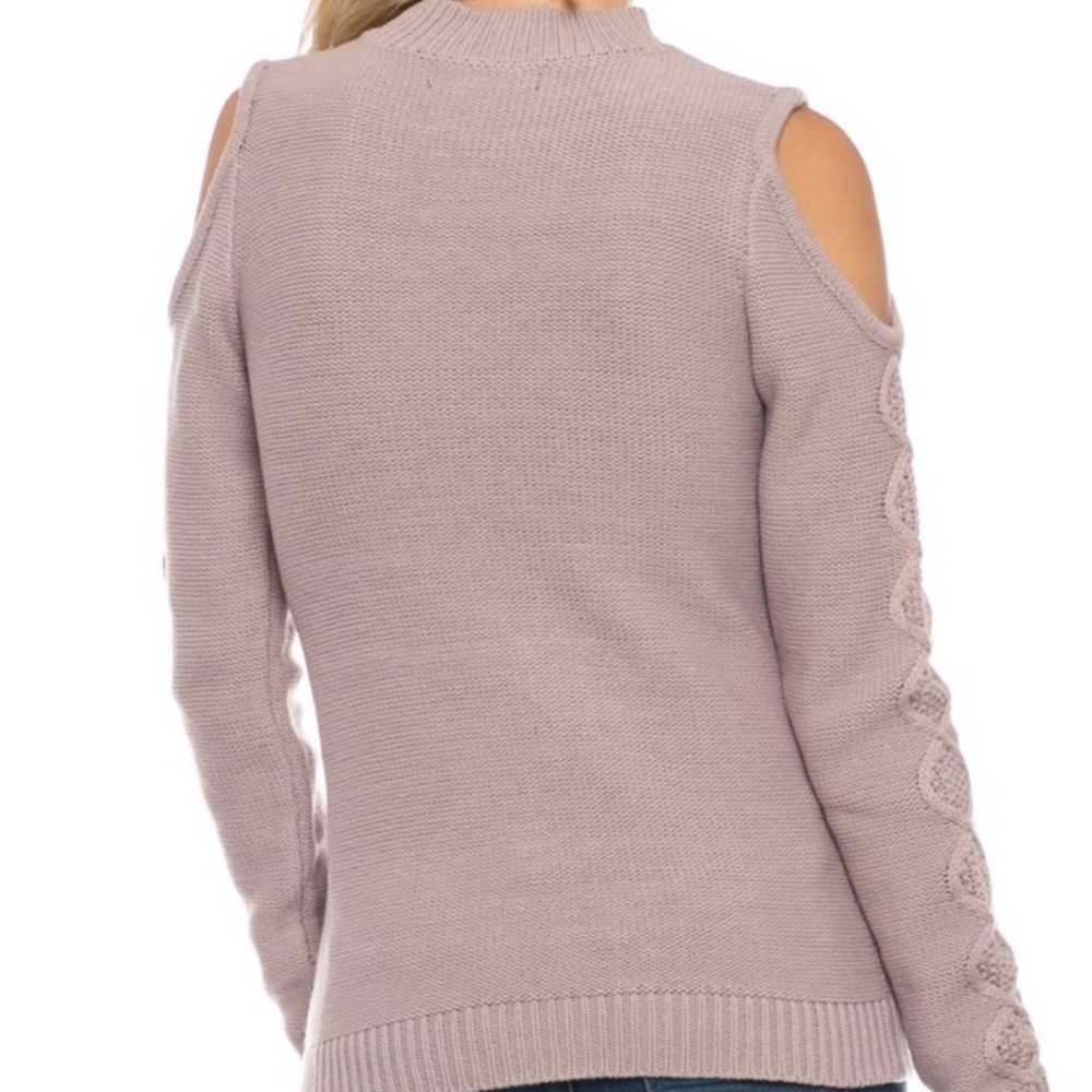  Cable Knit Cold Should Knit Sweater - Picture 4 of 5