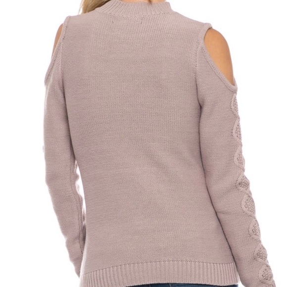  Cable Knit Cold Should Knit Sweater - Picture 4 of 5