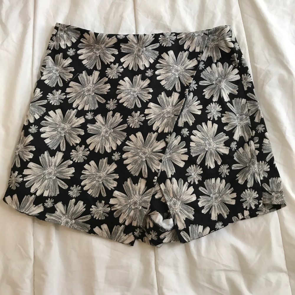 Floral skort