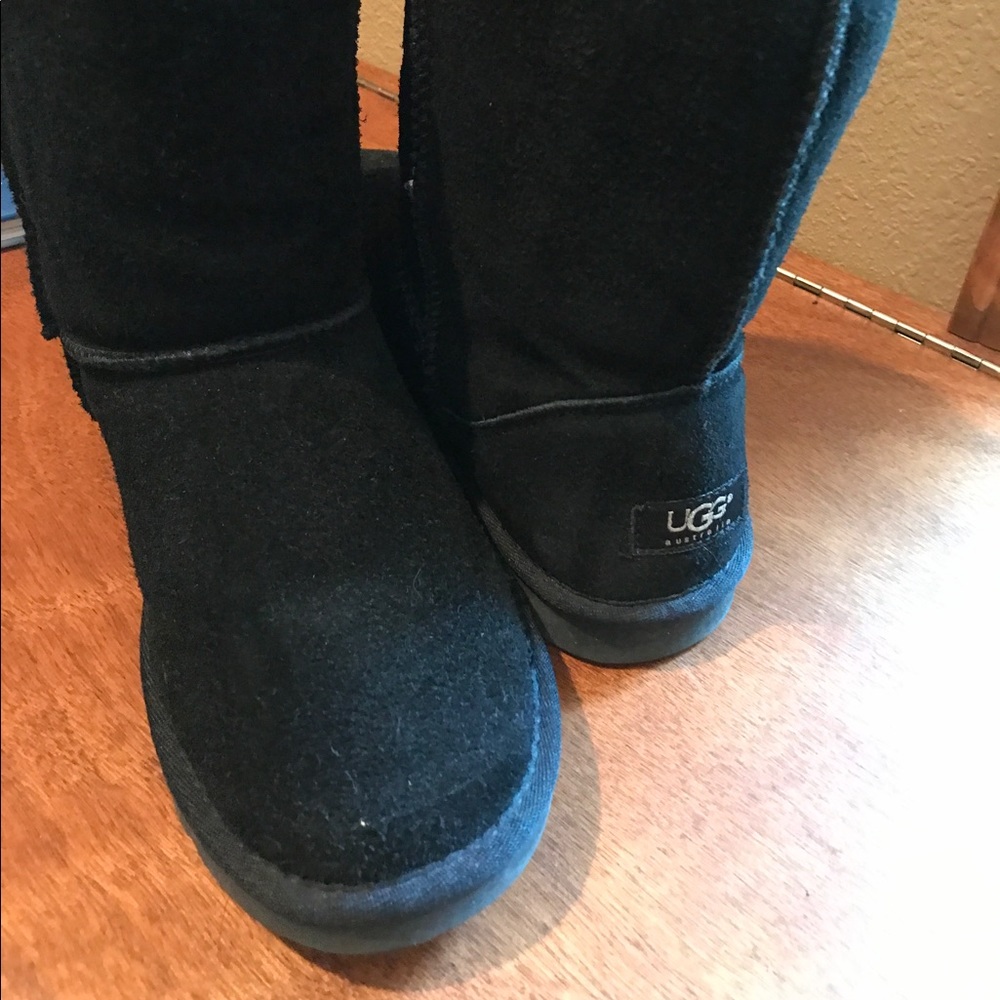 Knock off barely worn women's uggs