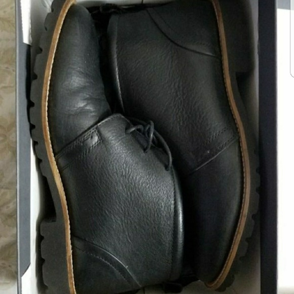 Rockport charson boots size 7M fits like 8-8.5