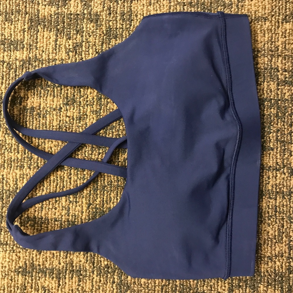 Lululemon sports bra