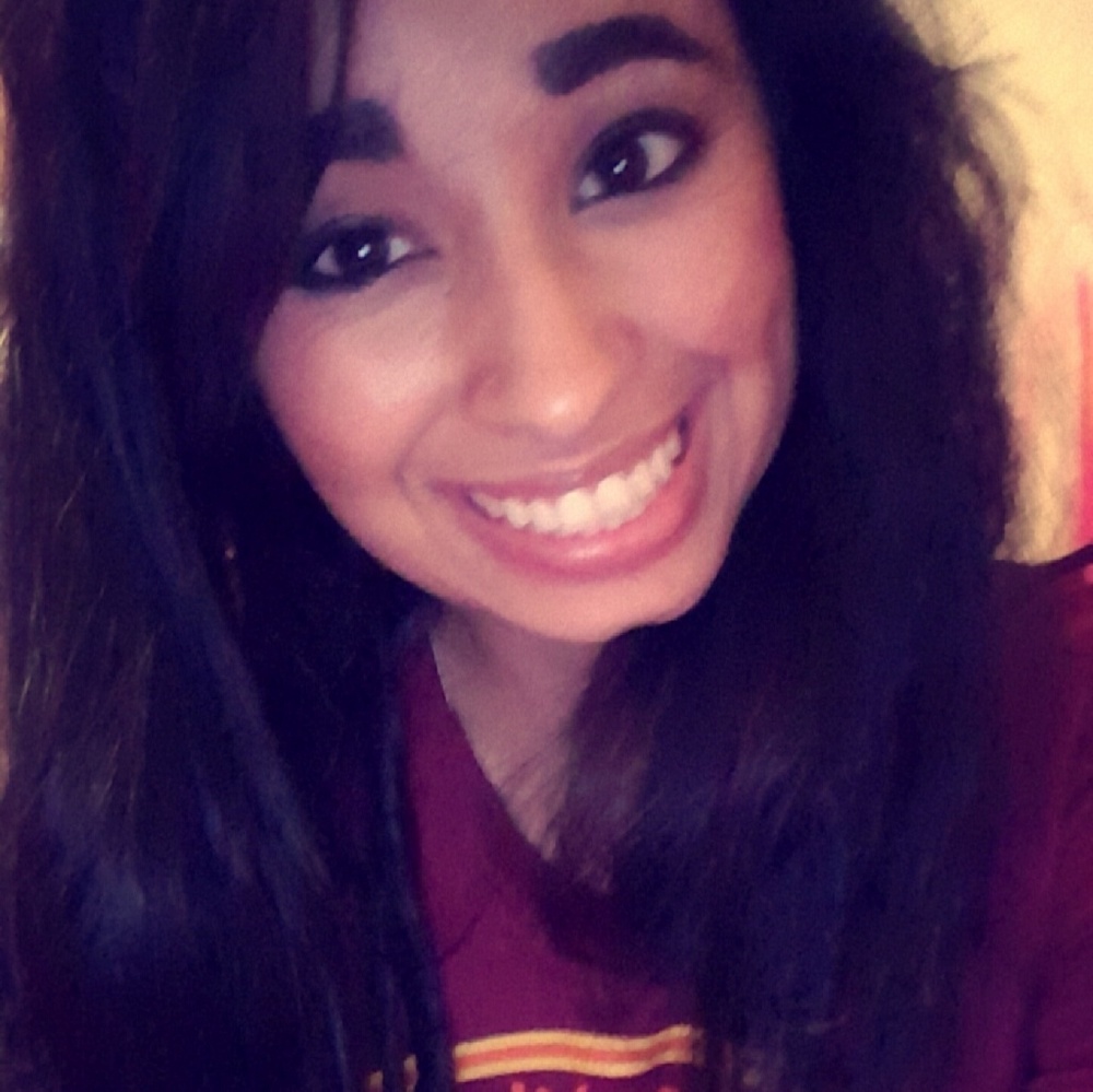 Meet your Posher, Lorena