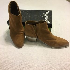 Sam Edelman Petty bootie, size 10, "cashew"