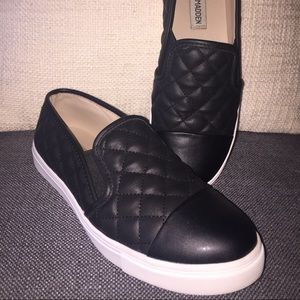 Steve Madden Zaander Slip-On Sneakers, Size 6.5